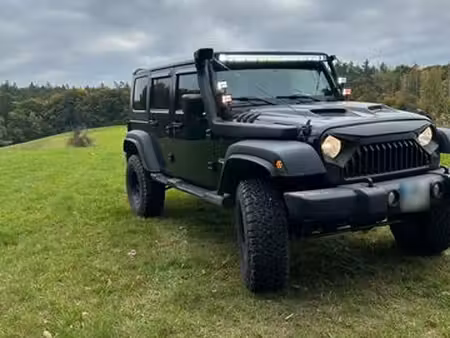Jeep Wrangler 2.8 177 Sahara 4x4