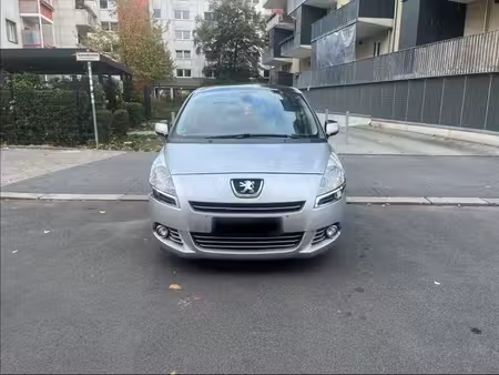 Peugeot 5008 1.6 HDi 110