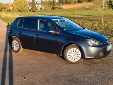 Volkswagen Golf 1.6 TDI 105