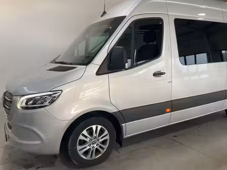 Mercedes-Benz Sprinter 319 V6 3.0 CDI 190