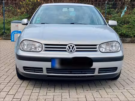 Volkswagen Golf 1.4 75