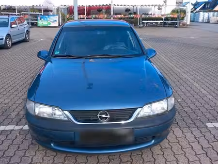 Opel Vectra 1.6 100