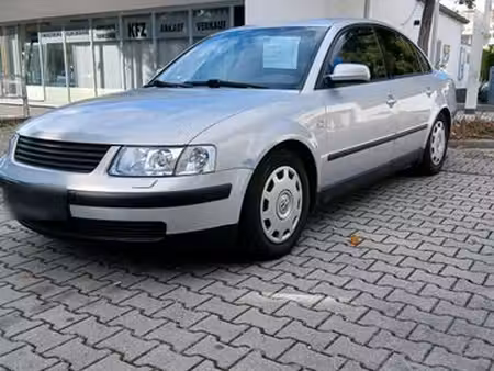 Volkswagen Passat 1.8 125 Confortline