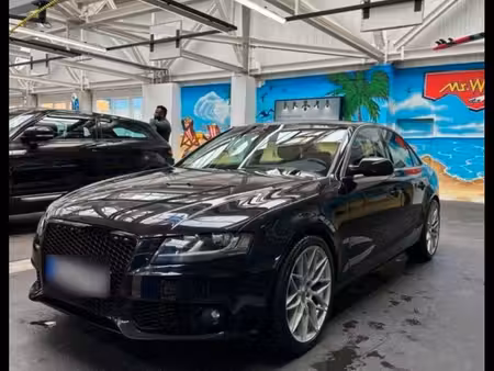 Audi A4 2.0 TFSI 211