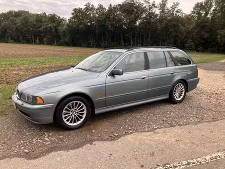 BMW Série 5 530d 3.0 193