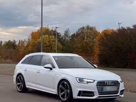 Audi A4 2.0 TDI 150 S line