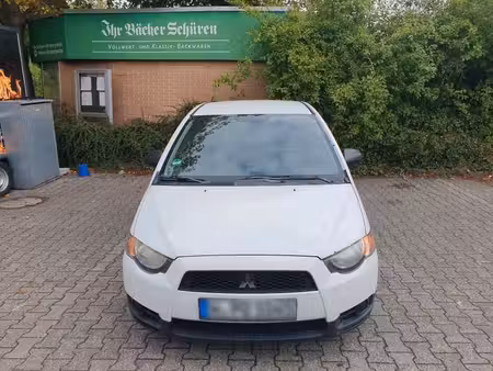 Mitsubishi Colt 1.3 95 Invite