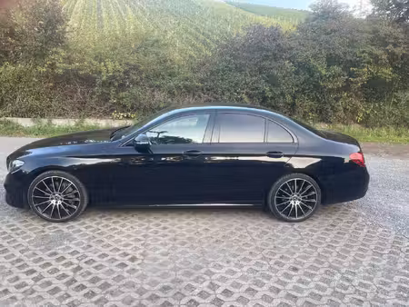 Mercedes-Benz Classe E E 200 2.0 184 AMG Line 4Matic