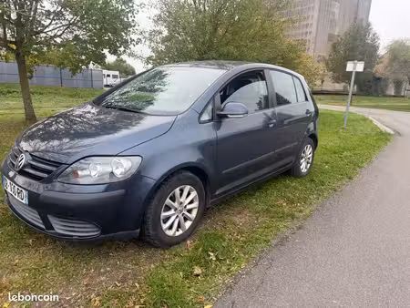 Volkswagen Golf 1.9 TDI 105