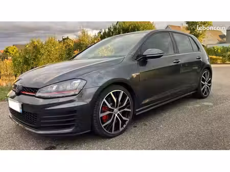 Volkswagen Golf GTI 2.0 TFSI 230 Performance
