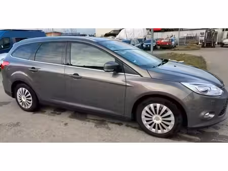 Ford Focus ST 1.6 EcoBoost 182 Titanium