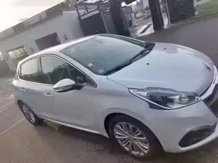 Peugeot 208 1.2 PureTech 110 Allure