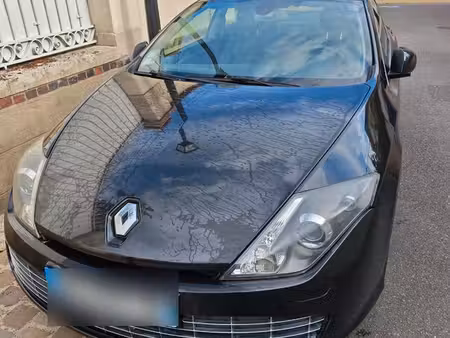 Renault Laguna Coupe 2.0 dCi 150