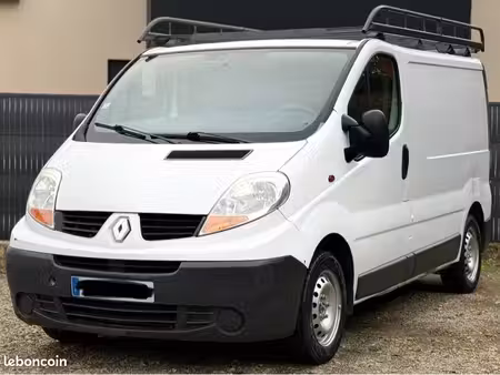 Renault Trafic 2.0 dCi 90