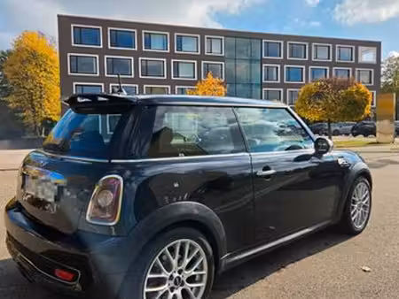 Mini Mini John Cooper Works 1.6 211